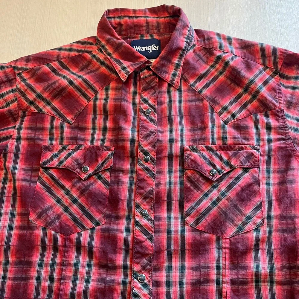 Wrangler‎ Mens Western Snap Shirt Red Black Plaid Cowboy Workwear Medium Pearl